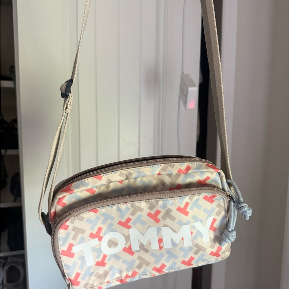 Tommy Hilfiger Cream and Blue Crossbody Bag